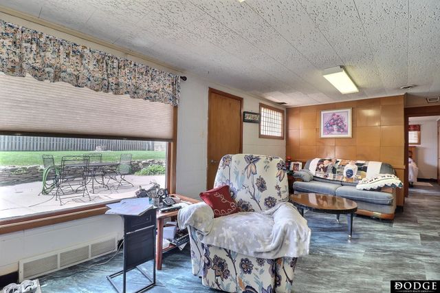 1963 E 9th Street, Fremont, NE 68025