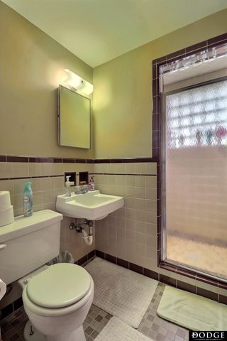1963 E 9th Street, Fremont, NE 68025