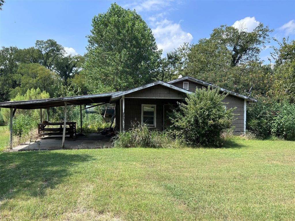 4600 Thompson Avenue, Grandview, TX 76050