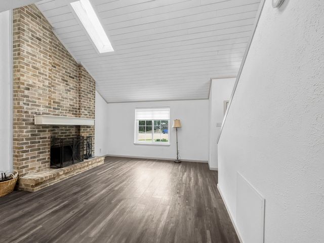 767 Dove Circle, Lewisville, TX 75067