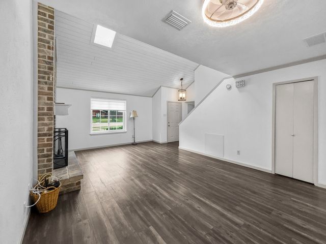 767 Dove Circle, Lewisville, TX 75067
