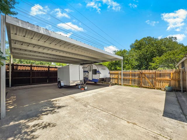 767 Dove Circle, Lewisville, TX 75067