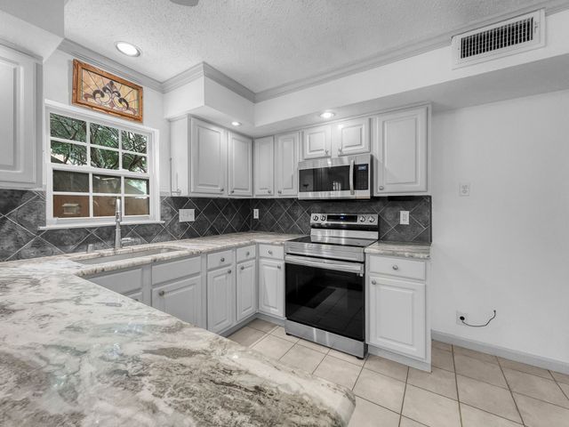 767 Dove Circle, Lewisville, TX 75067