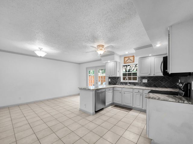 767 Dove Circle, Lewisville, TX 75067