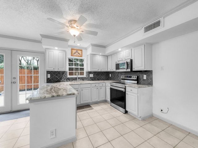 767 Dove Circle, Lewisville, TX 75067