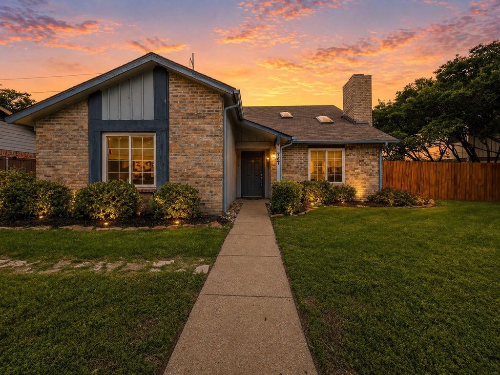 767 Dove Circle, Lewisville, TX 75067