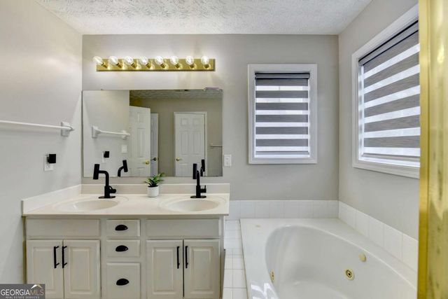 720 Goldenrod Way, Norcross, GA 30093
