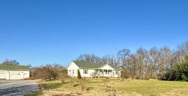 510 Gant Rd, Shelbyville, TN 37160