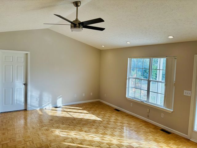 510 Gant Rd, Shelbyville, TN 37160