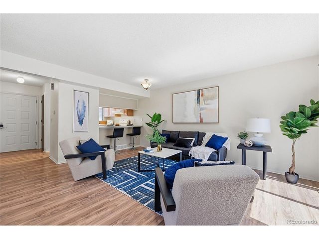 6855 W 84th Way 32, Arvada, CO 80003