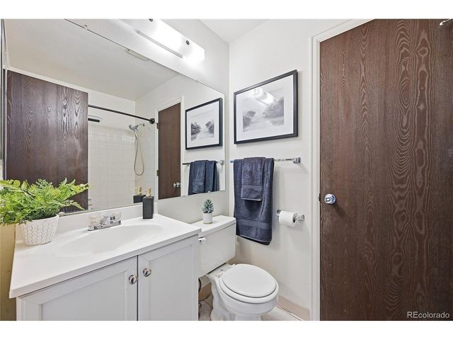 6855 W 84th Way 32, Arvada, CO 80003
