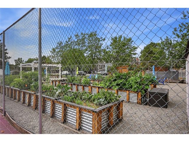6855 W 84th Way 32, Arvada, CO 80003