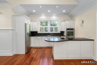 530 Flax Hill Road, Norwalk, CT 06854