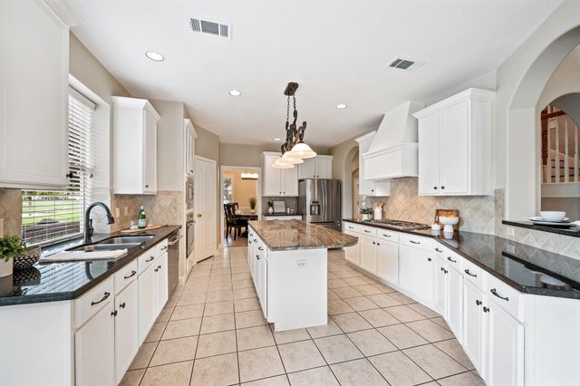 3302 Long Meadow Court, Pearland, TX 77584
