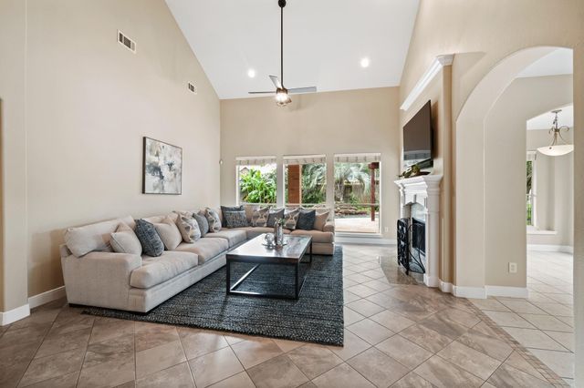3302 Long Meadow Court, Pearland, TX 77584