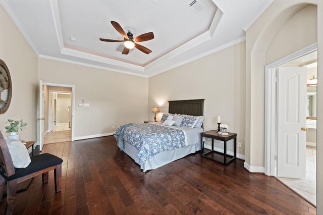 3302 Long Meadow Court, Pearland, TX 77584