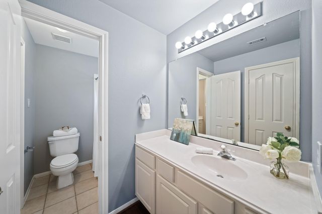 3302 Long Meadow Court, Pearland, TX 77584