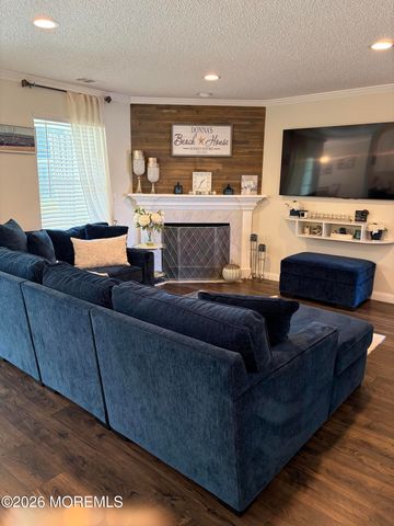 2111 Waters Edge Drive 2111, Toms River, NJ 08753
