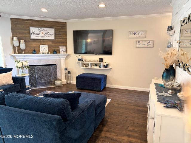 2111 Waters Edge Drive 2111, Toms River, NJ 08753