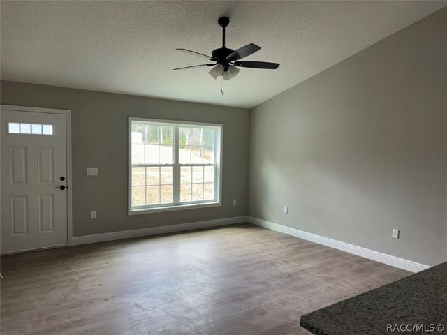 8321 N Vince Drive, Dunnellon, FL 34434