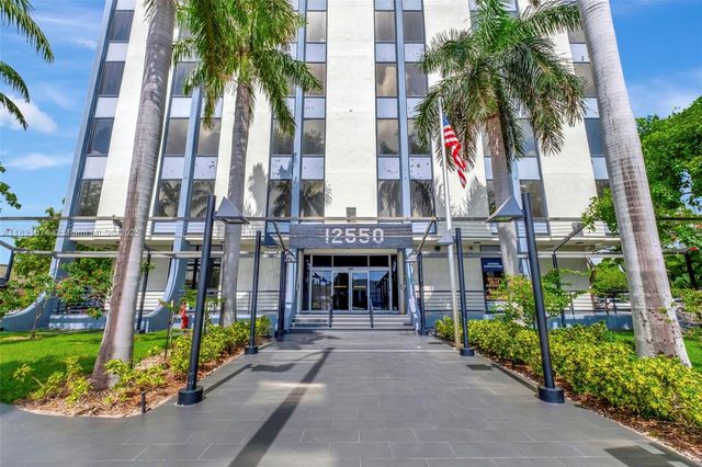 12550 Biscayne Blvd 306, North Miami, FL 33181