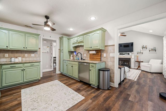 44 Bending Oak Drive, Chickamauga, GA 30707