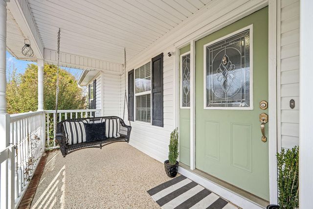 44 Bending Oak Drive, Chickamauga, GA 30707