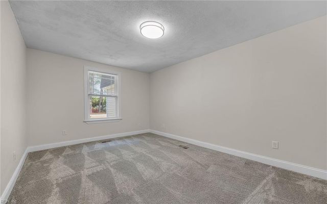 4513 Sunray AVE, Chesapeake, VA 23321