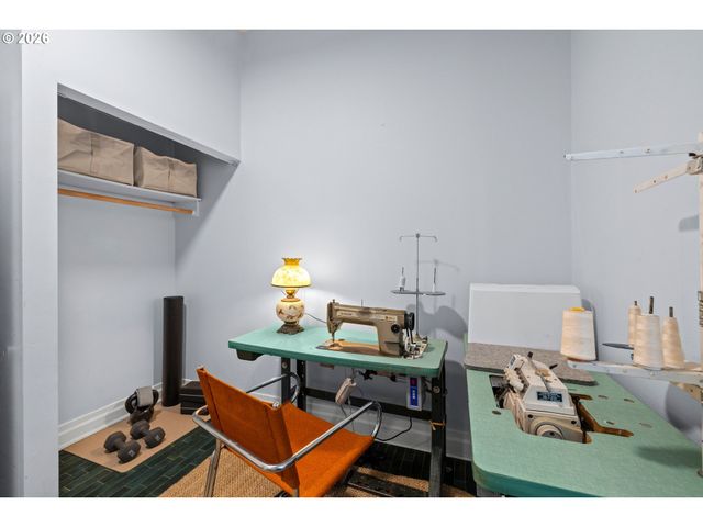 226 N PAGE St, Portland, OR 97227