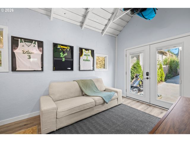 226 N PAGE St, Portland, OR 97227