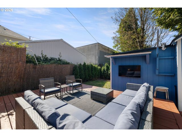 226 N PAGE St, Portland, OR 97227