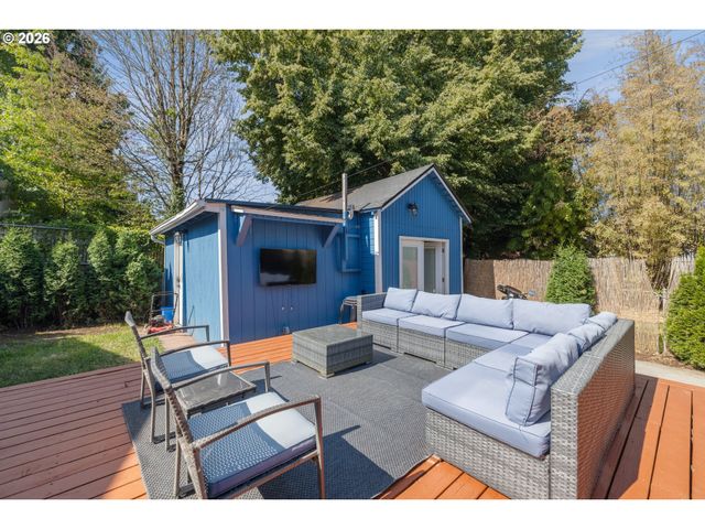 226 N PAGE St, Portland, OR 97227