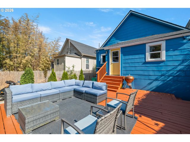 226 N PAGE St, Portland, OR 97227