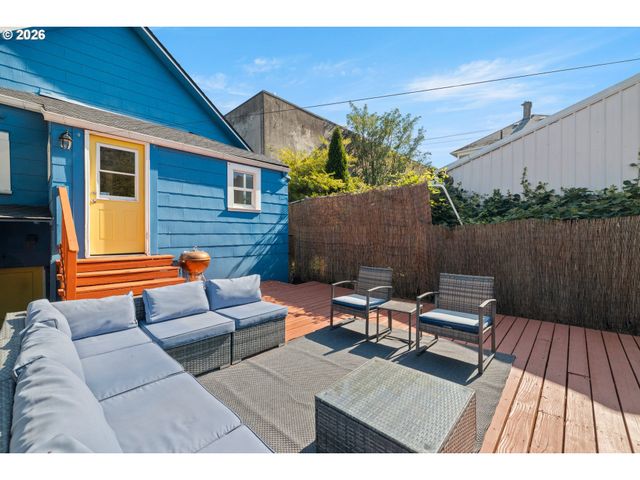 226 N PAGE St, Portland, OR 97227