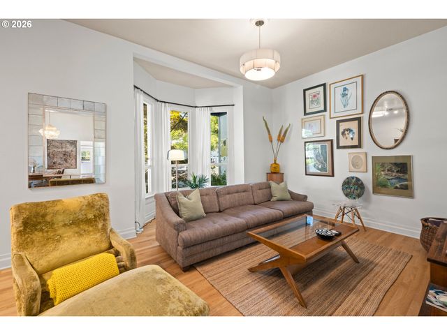226 N PAGE St, Portland, OR 97227