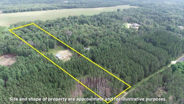 1004 Gem Court, Wisconsin Dells, WI 53965