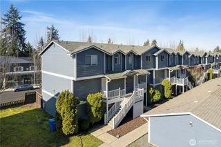 3939 10th Street SE #D6, Puyallup, WA 98374