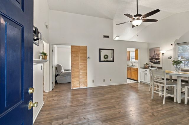 1016 Looby Cir, Nashville, TN 37208