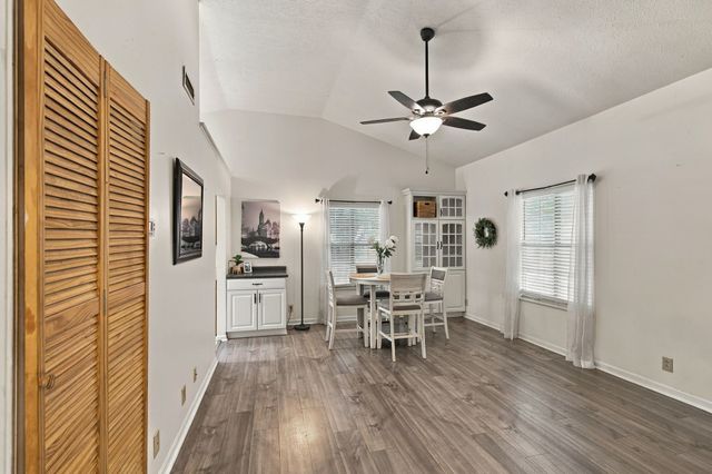 1016 Looby Cir, Nashville, TN 37208