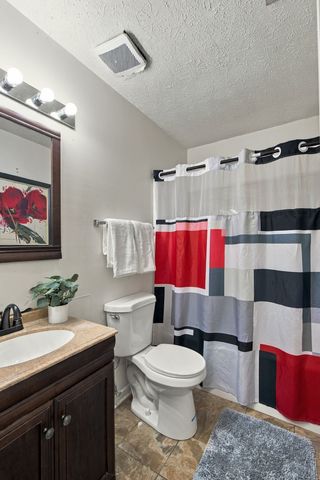 1016 Looby Cir, Nashville, TN 37208