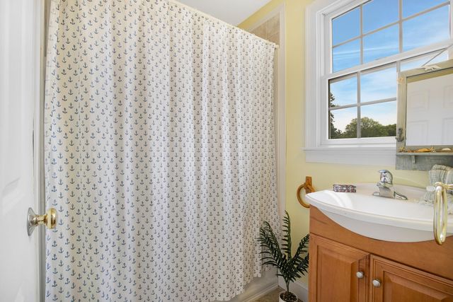 34 Prospect Avenue, Pocasset, MA 02559