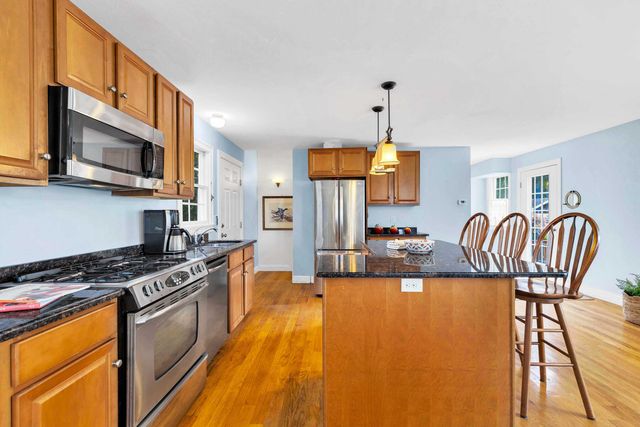 34 Prospect Avenue, Pocasset, MA 02559