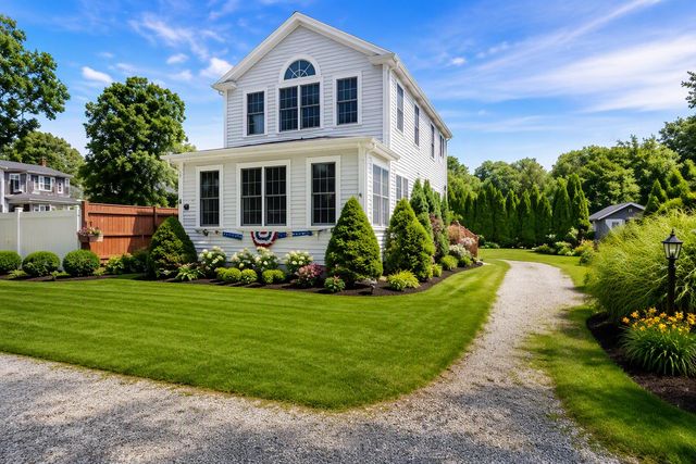 34 Prospect Avenue, Pocasset, MA 02559