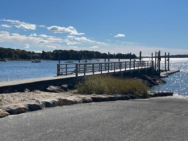 34 Prospect Avenue, Pocasset, MA 02559