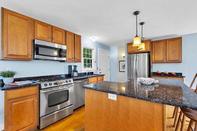 34 Prospect Avenue, Pocasset, MA 02559