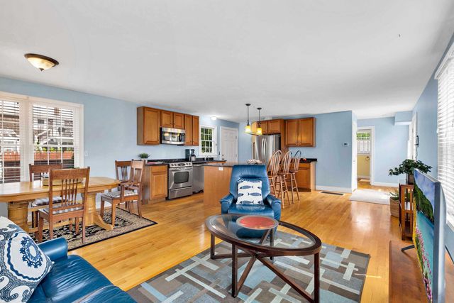 34 Prospect Avenue, Pocasset, MA 02559