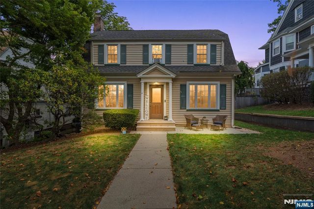 18 Brookfield Avenue, Nutley, NJ 07110