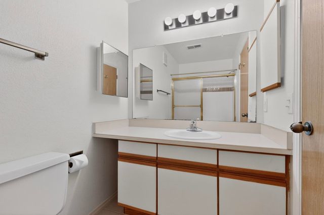 823 Country Club Drive SE 1B, Rio Rancho, NM 87124