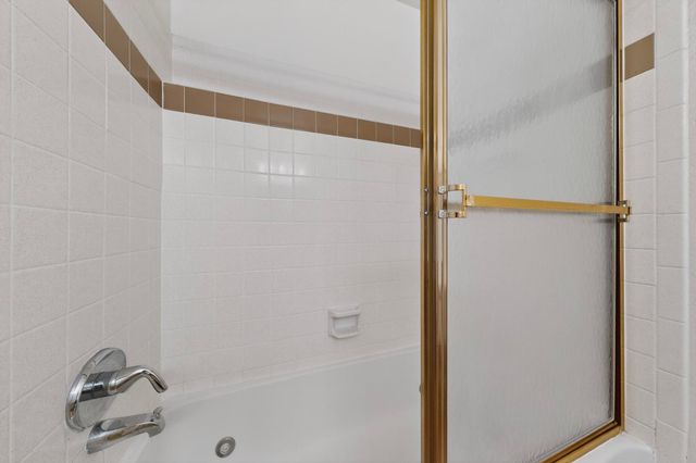 823 Country Club Drive SE 1B, Rio Rancho, NM 87124