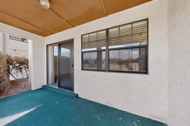 823 Country Club Drive SE 1B, Rio Rancho, NM 87124